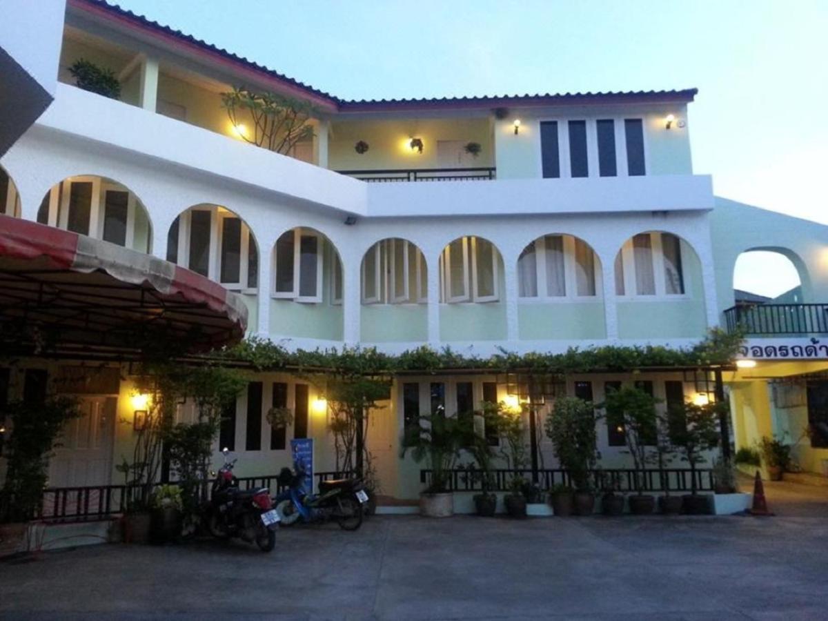 Casa Holiday Hotel Sha Фитсанулок Екстериор снимка