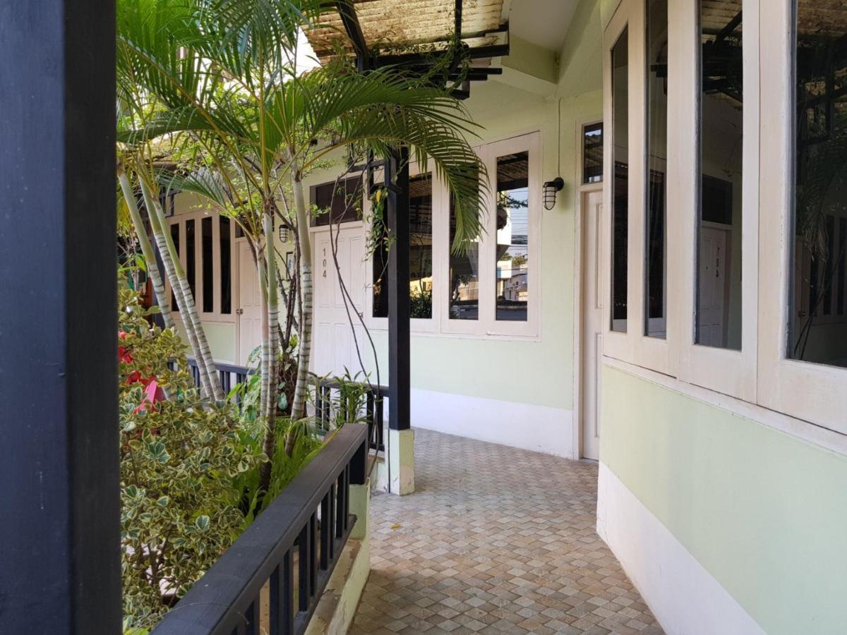 Casa Holiday Hotel Sha Фитсанулок Екстериор снимка