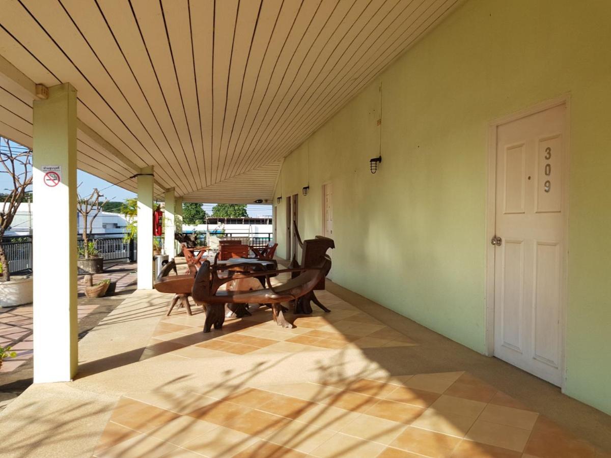 Casa Holiday Hotel Sha Фитсанулок Екстериор снимка